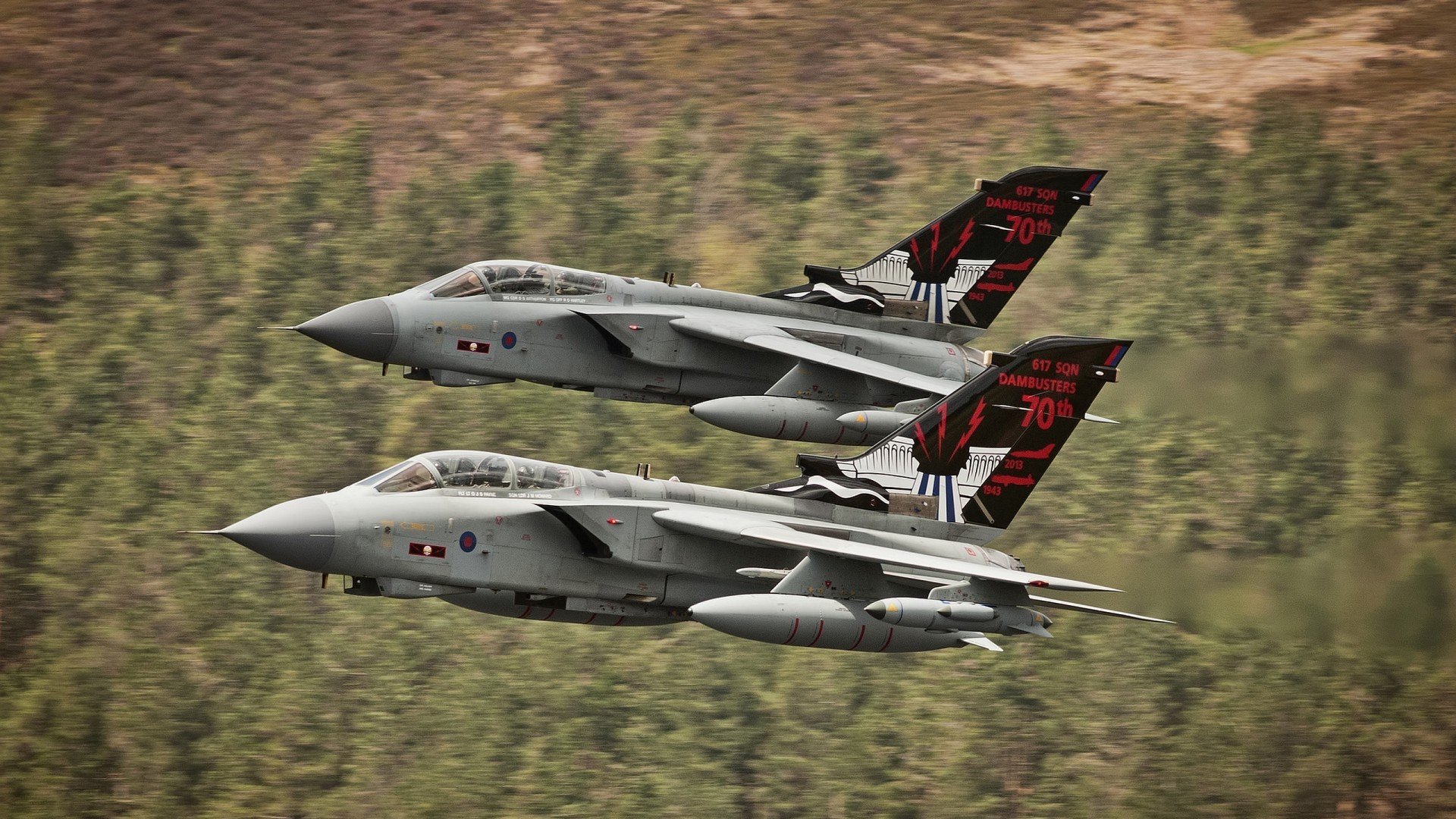 快船队阵容深度待考,球队备战需提升,快船阵容强大