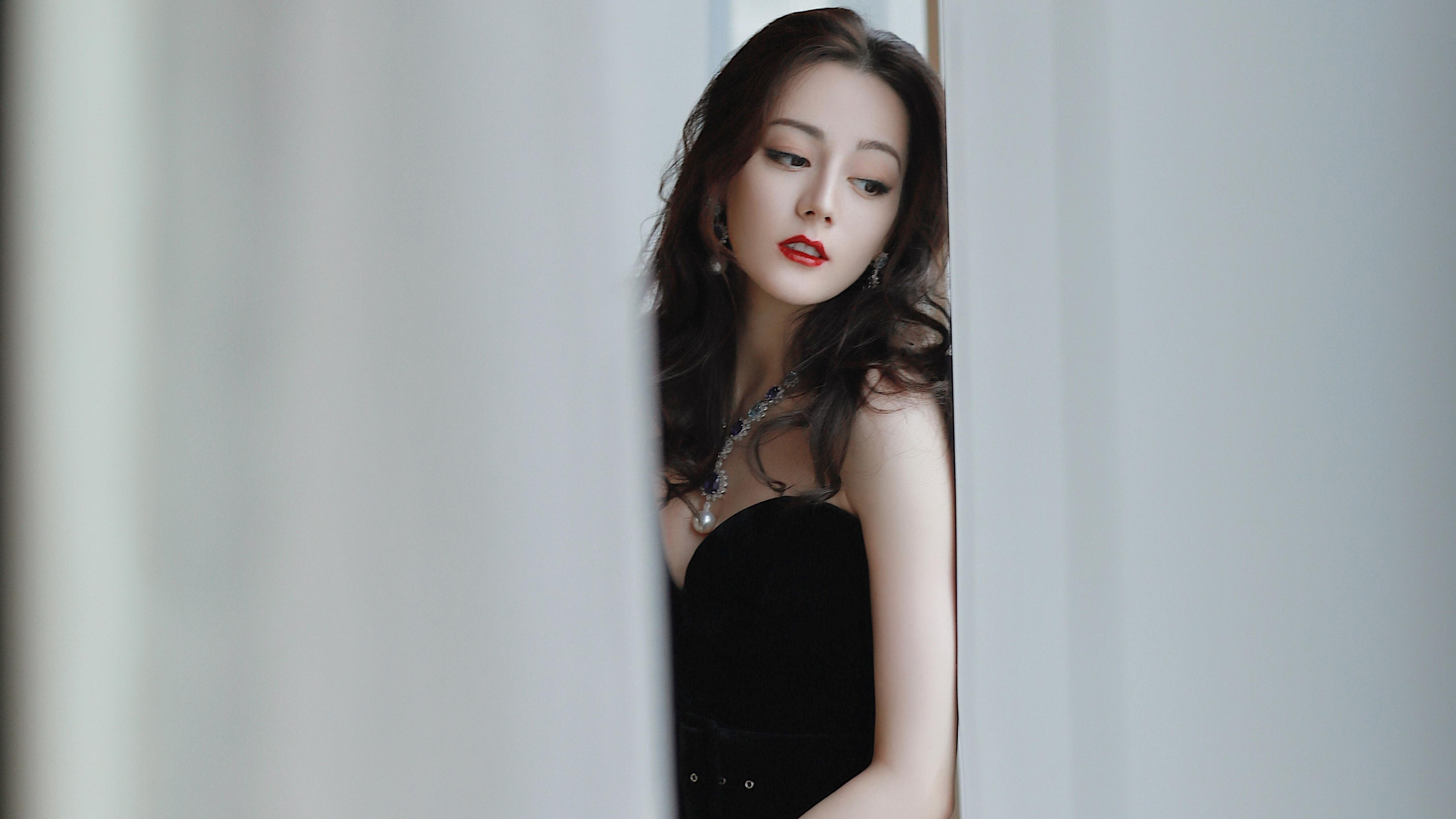 开云全站-皇家马德里队员备战凯旋门，信心满满，皇家马德里的口号是什么