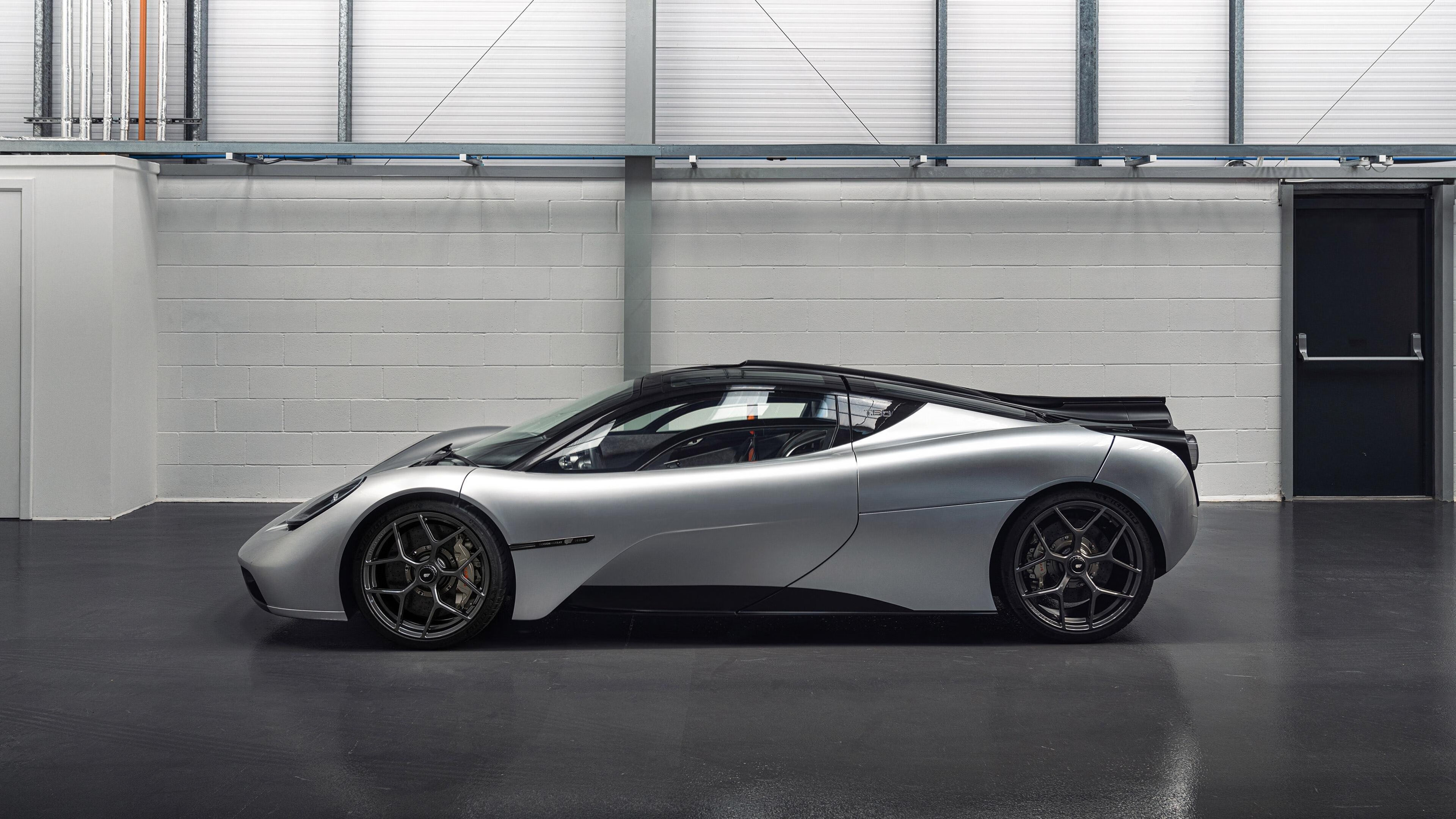 CBA赛场老将焕发第二春 经验助力关键胜利,cba总冠军教练